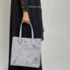 woman wearing abaya